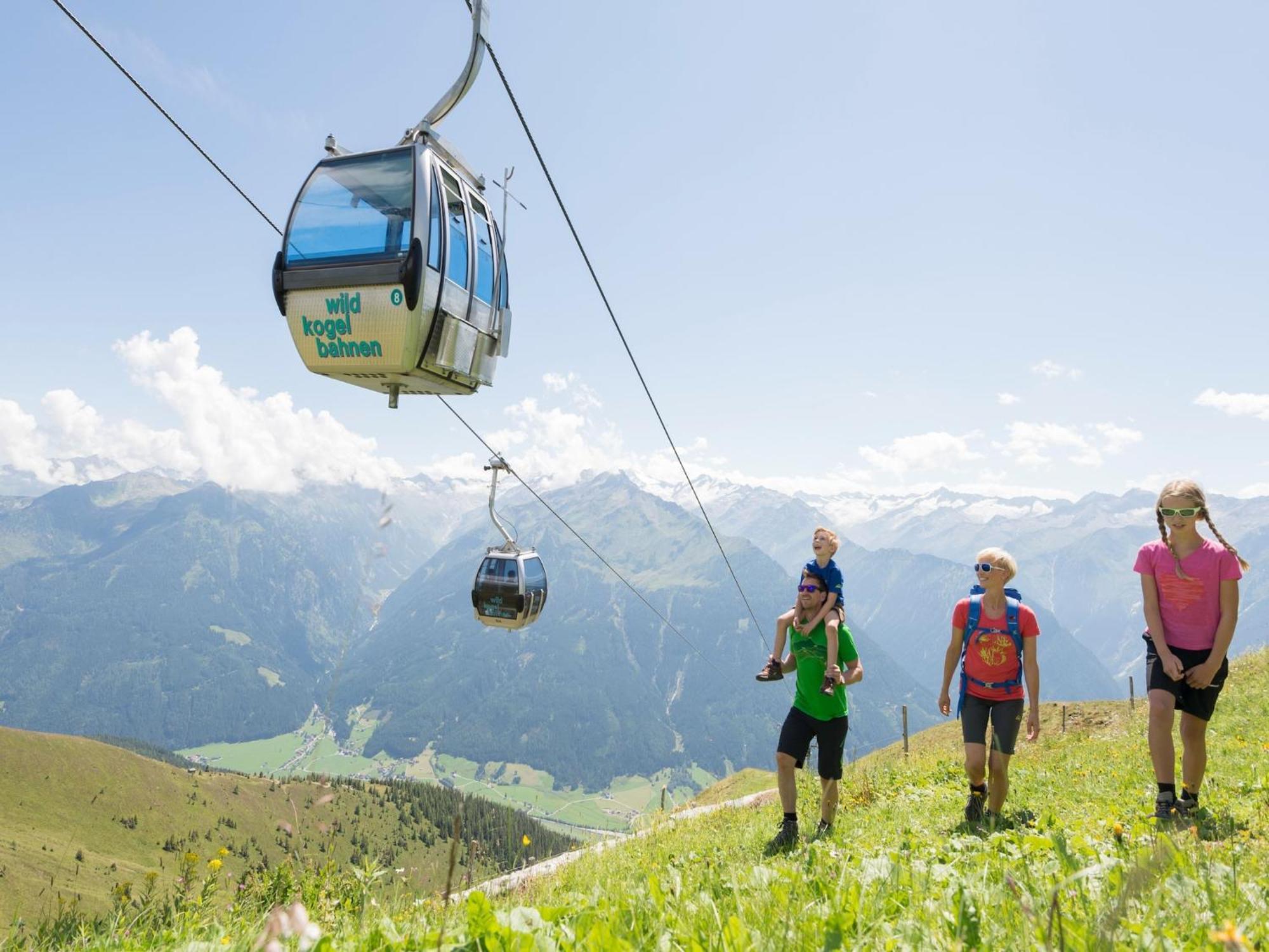 In With Parking Space Apartment Bramberg am Wildkogel